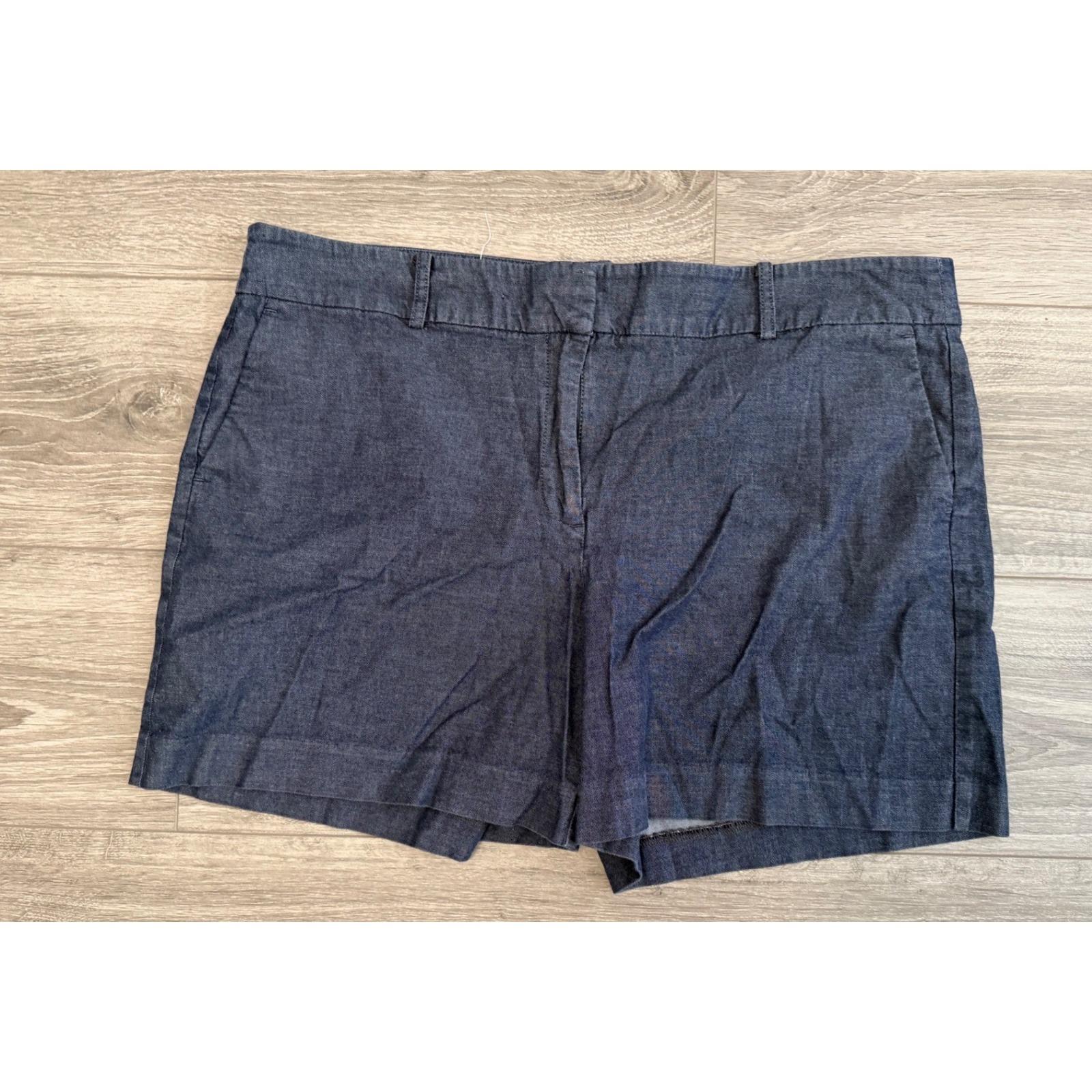Ann Taylor Factory Shorts Size 16 Blue Denim Cotton Casual Classic Preppy Summer